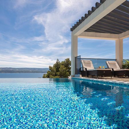 Luxury Seafront Villa With Heated Pool, Jacuzzi, Sea View, 150 M From Beach Stanici Extérieur photo