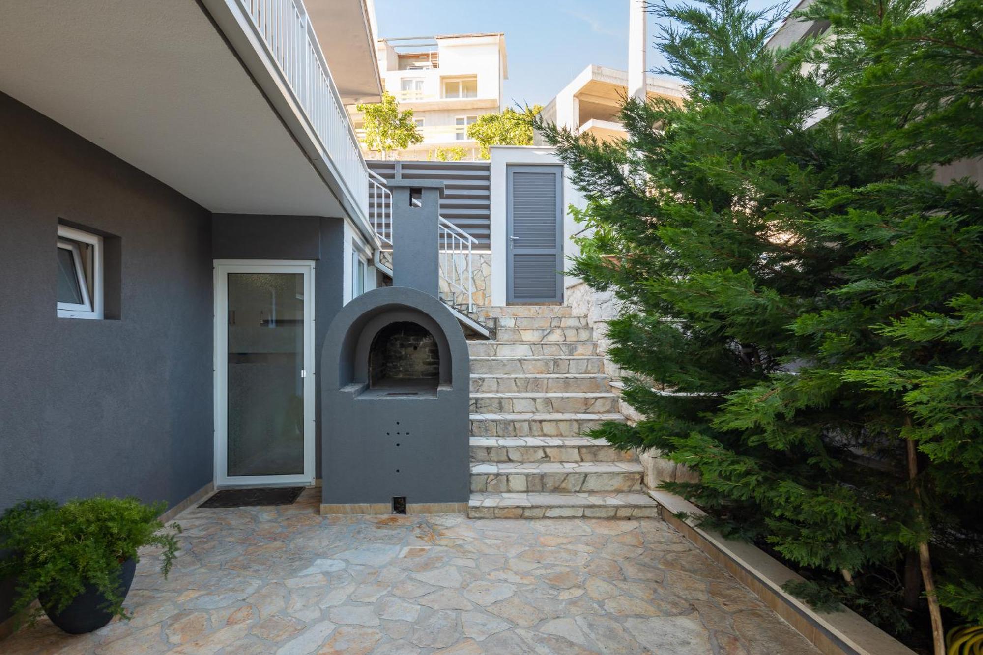 Luxury Seafront Villa With Heated Pool, Jacuzzi, Sea View, 150 M From Beach Stanici Extérieur photo